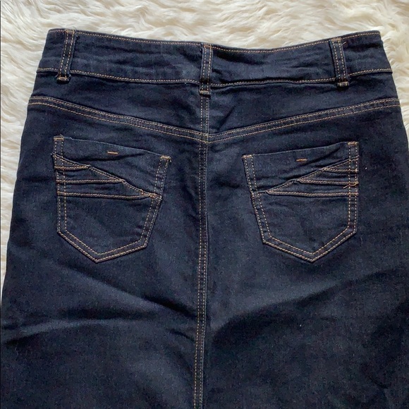 Long jean skirt - Picture 4 of 4